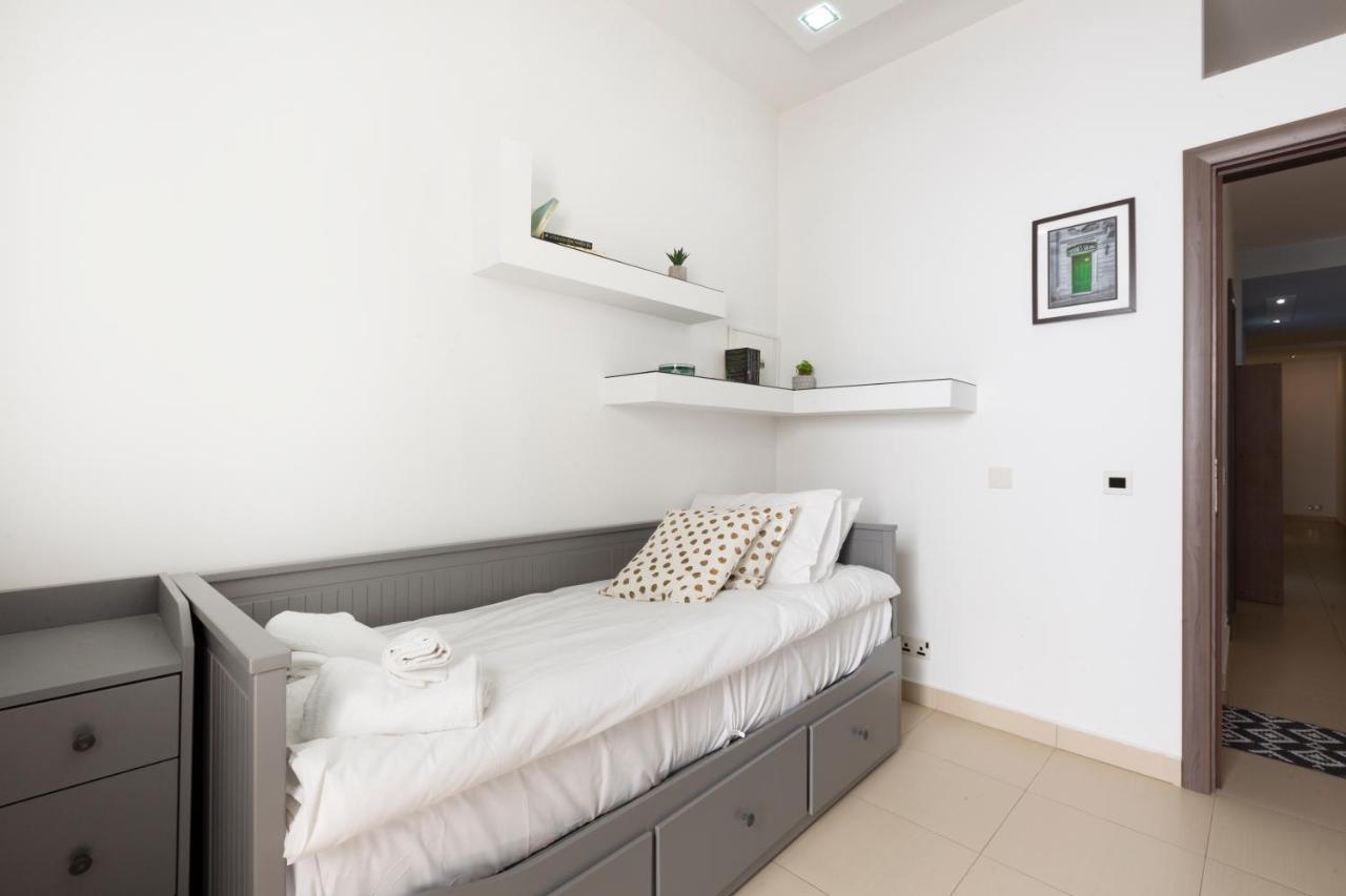 Dc36 -Spacious&Stylish 3 Bedroom Flat. Prime Zone Mellieħa Exterior foto